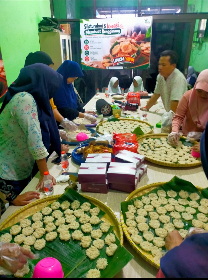 SILATURAHMI DAN KREASI MEMBUAT RENGGINANG